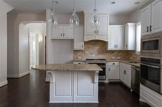 98 Kendrick Pines Blvd in Spring, TX - Building Photo - Building Photo