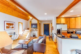 250 Olson Dr in Snoqualmie Pass, WA - Building Photo - Building Photo