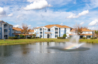 Villages at Lake Pointe in Orlando, FL - Building Photo - Building Photo