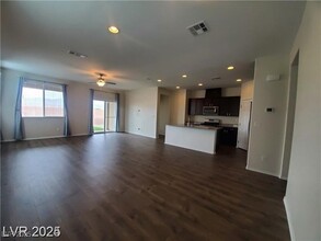 4208 Seclusion Bay Ave in North Las Vegas, NV - Building Photo - Building Photo