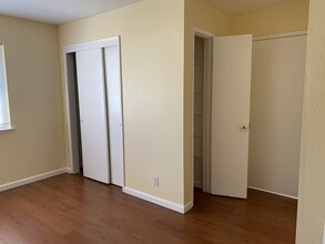 1355 Calle Oriente, Unit Calle Oriente #4 in Milpitas, CA - Building Photo - Building Photo
