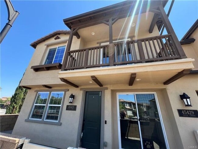 property at 45421 Calle Cirros