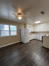 5008 42nd St in Lubbock, TX - Building Photo - Building Photo