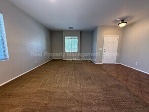 1315 E Walnut Rd in Gilbert, AZ - Building Photo - Building Photo
