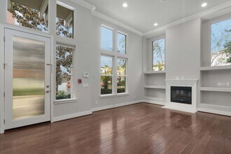 6011 Dawn Crk in Los Angeles, CA - Building Photo - Building Photo
