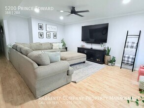 5200 Prince Edward Ave in El Paso, TX - Building Photo - Building Photo