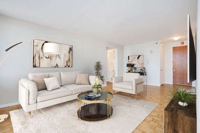 property at 100 Carlyle Dr