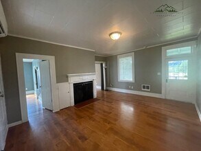 7575 McKenzie Hwy in Springfield, OR - Building Photo - Building Photo