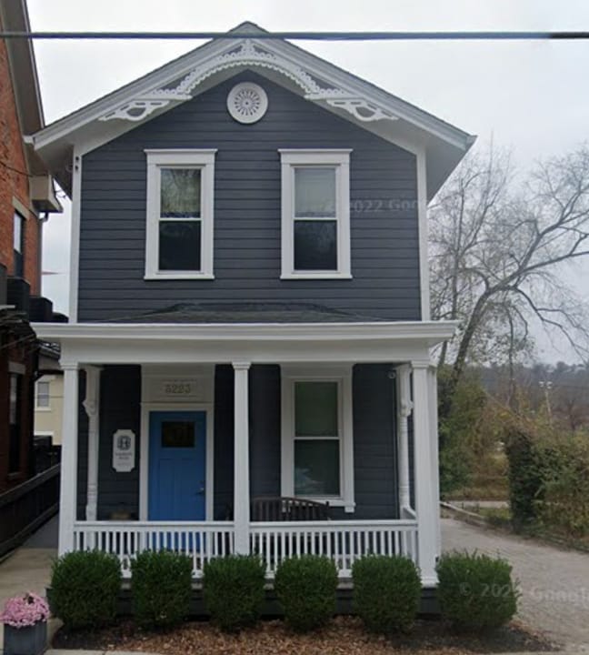 3223 Riverside Dr, Unit 1 in Cincinnati, OH - Building Photo
