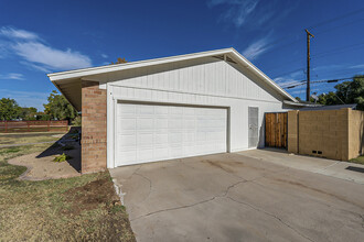 5201 N 18th Pl in Phoenix, AZ - Building Photo - Building Photo