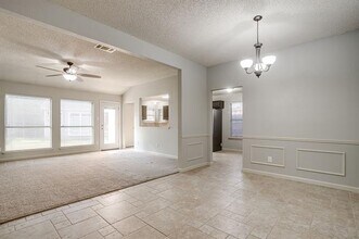 10601 Cobblestone Dr in Benbrook, TX - Building Photo - Building Photo