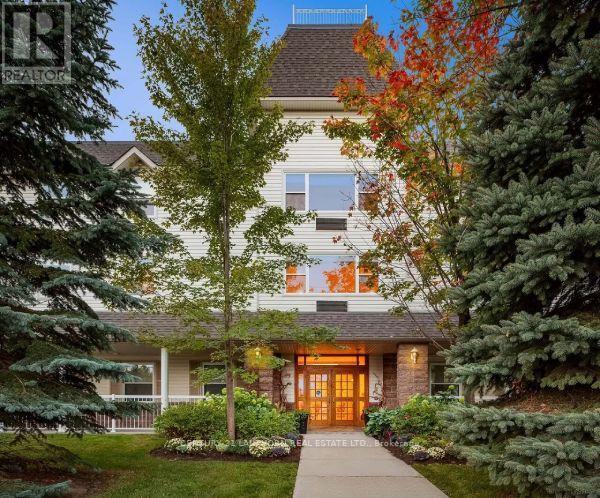 property at 450 Yonge St