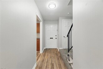14547 Old Courthouse Way in Newport News, VA - Building Photo - Building Photo