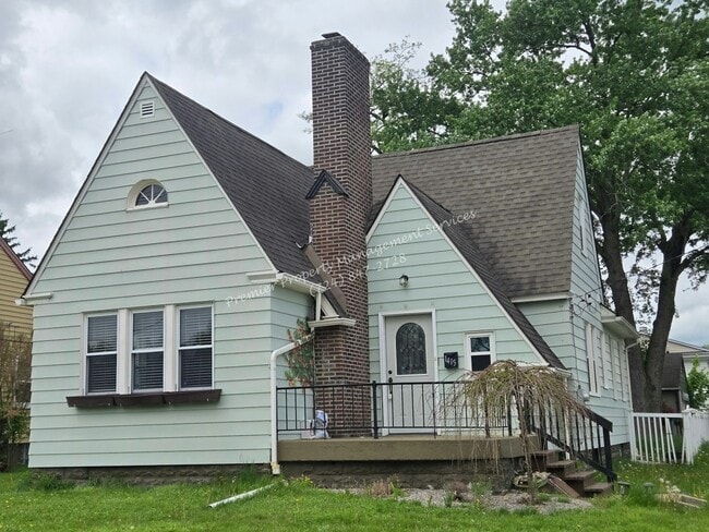 1415 20th Ave in Beaver Falls, PA - Building Photo - Building Photo