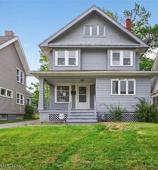 property at 839 Nela View Rd