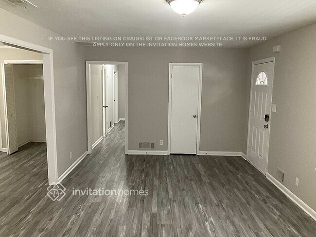 2932 Heather Dr in East Point, GA - Building Photo - Building Photo