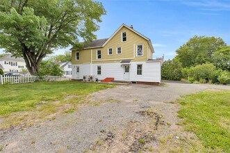 53 Mill St in Manchester, CT - Building Photo - Building Photo