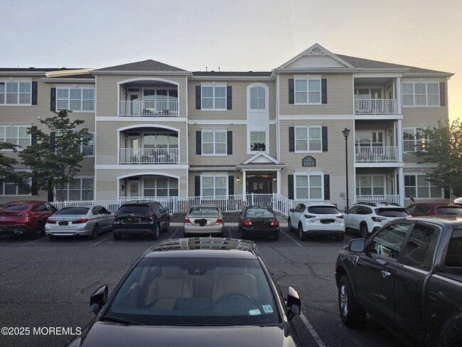 property at 625 Sloan Ct