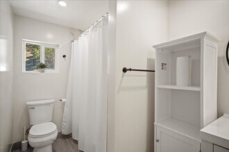 272 W Carmel Valley Rd in Carmel Valley, CA - Foto de edificio - Building Photo