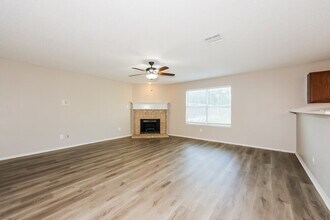 8053 Colbi Ln in Fort Worth, TX - Building Photo - Building Photo