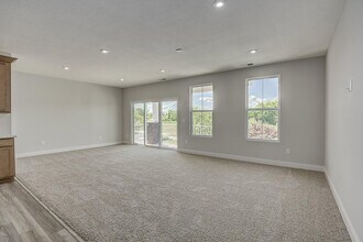 8539 Concerto Ct in Union, KY - Building Photo - Building Photo