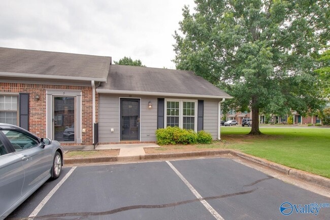 8146 Oldfield Rd SW in Huntsville, AL - Building Photo - Building Photo