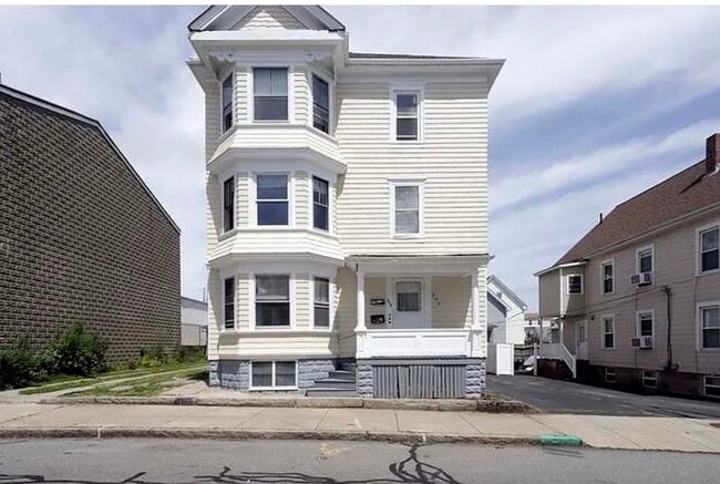 545 Rivet St, Unit 3