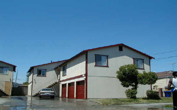 1335 Burbeck Ave in Richmond, CA - Building Photo - Building Photo