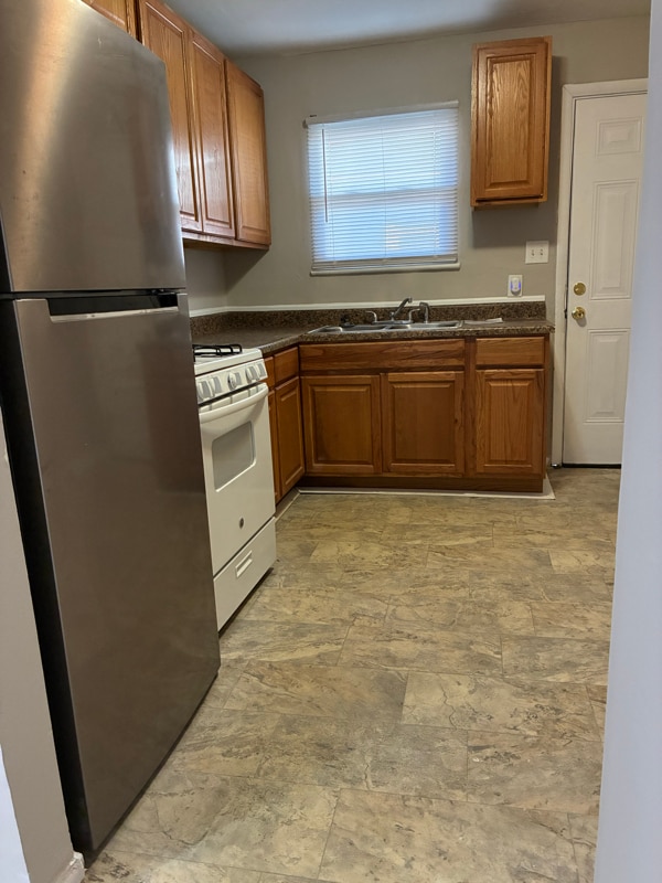 719 Hemlock Ave in Hampton, VA - Building Photo - Building Photo