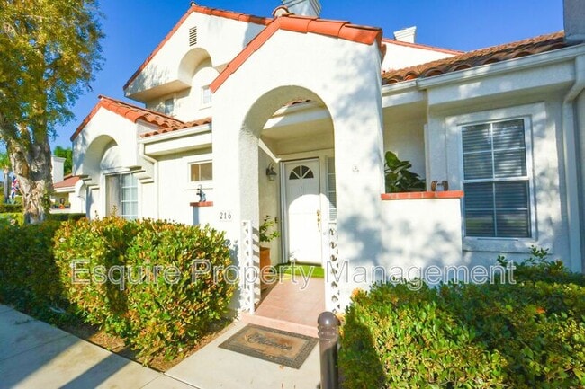 216 Camino Toluca