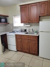 2534 Taft St in Hollywood, FL - Foto de edificio - Building Photo