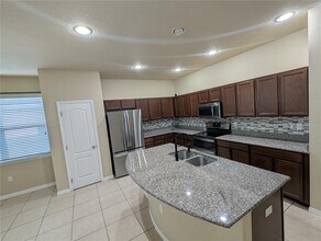 11547 Tangle Branch Ln in Gibsonton, FL - Building Photo - Building Photo