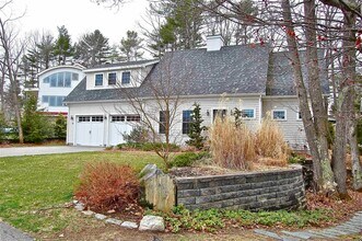 50 Mainmast Cir in New Castle, NH - Building Photo - Building Photo