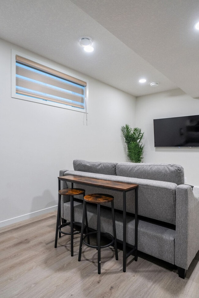 property at 147 Edith Dr NW