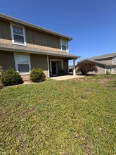 514 Stonemont Dr in Manhattan, KS - Building Photo - Building Photo