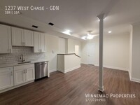 1237 West Chase in Chicago, IL - Building Photo - Building Photo