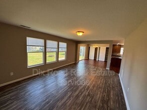 106 Day Pl in Trenton, OH - Building Photo - Building Photo