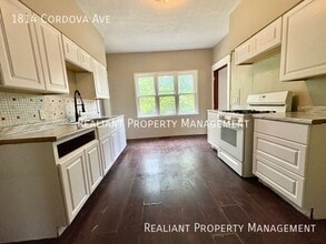 1814 Cordova Ave in North College Hill, OH - Building Photo - Building Photo