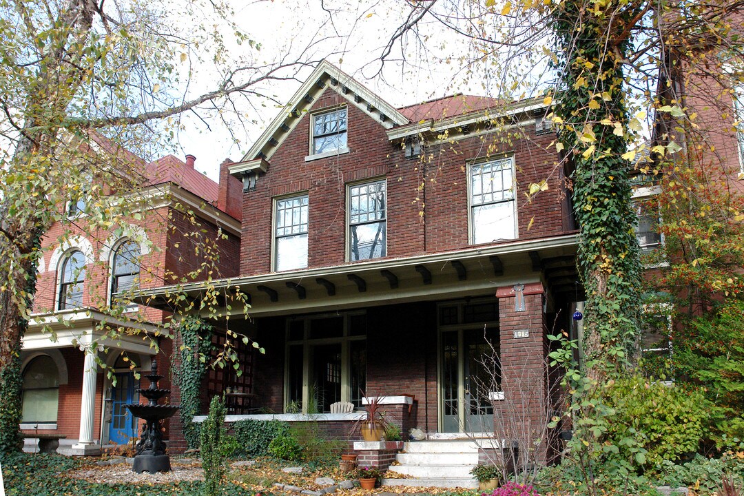 1405 Highland Ave in Louisville, KY - Foto de edificio