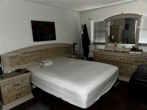 950 Hillcrest Dr in Hollywood, FL - Building Photo - Building Photo