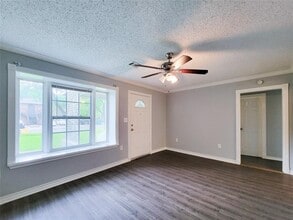 2306 Downey Dr in La Marque, TX - Building Photo - Building Photo