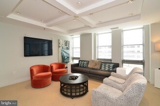1830 Fountain Dr-Unit -501 in Reston, VA - Building Photo - Building Photo