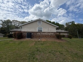 1492 Waverly Way in Monroe, GA - Building Photo - Building Photo