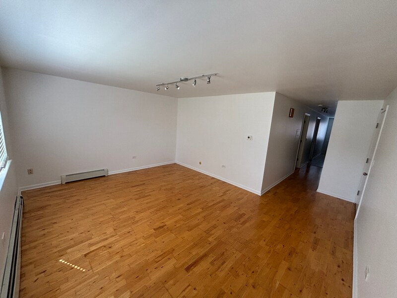 286 th St in Wheeling, IL - Building Photo