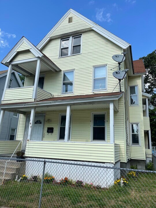 149 Bowles St in Springfield, MA - Building Photo