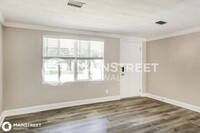 6214 Barry Dr W in Jacksonville, FL - Building Photo - Building Photo