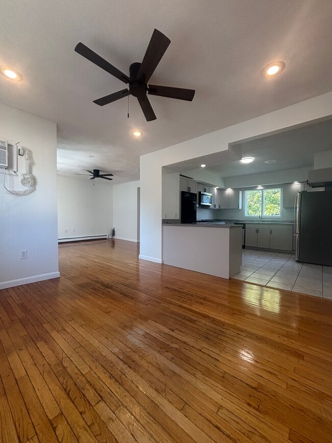 33 Appleton St, Unit 2