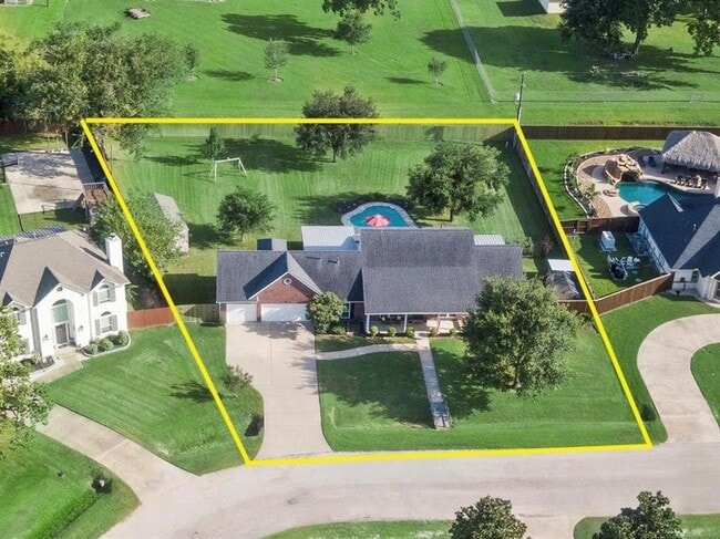 property at 7034 Robin Meadow St