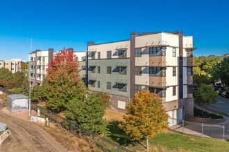 Brook Commons in Minneapolis, MN - Building Photo - Building Photo