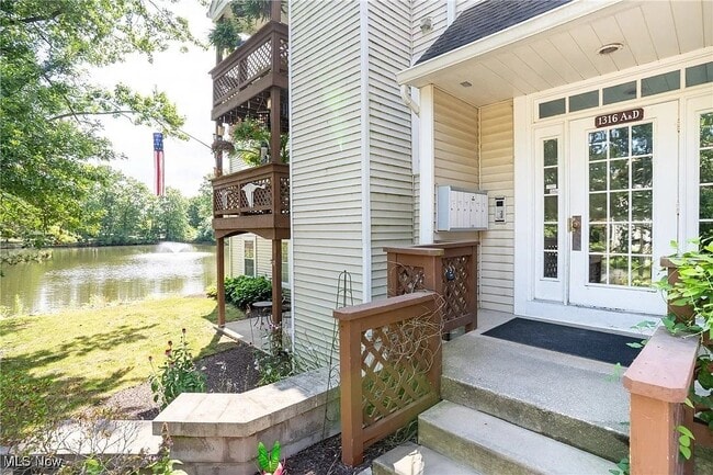 property at 1316 Cedarwood Dr